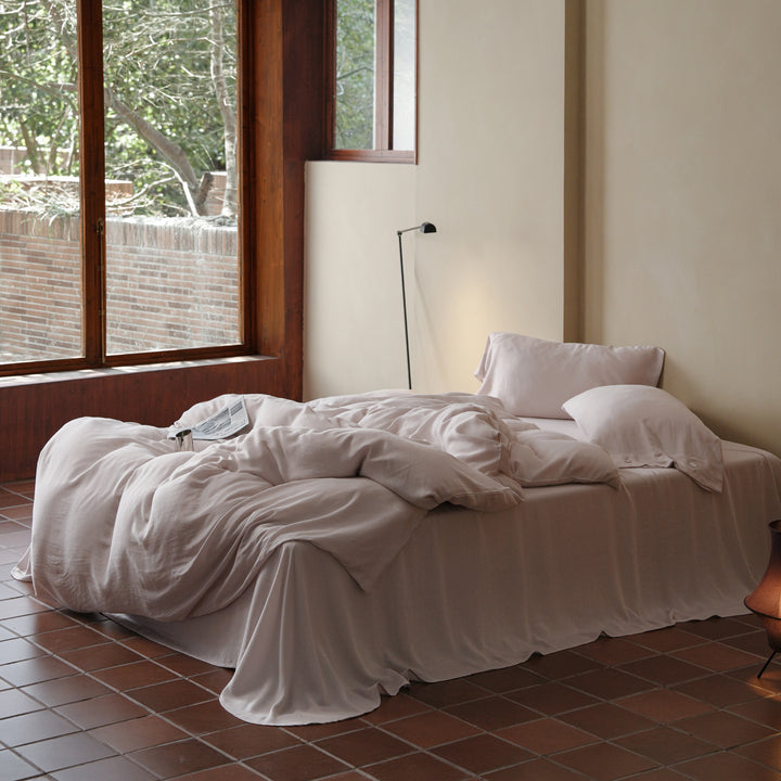 Luxury Organic Cotton Sateen Duvet Cover Set with Button Closure