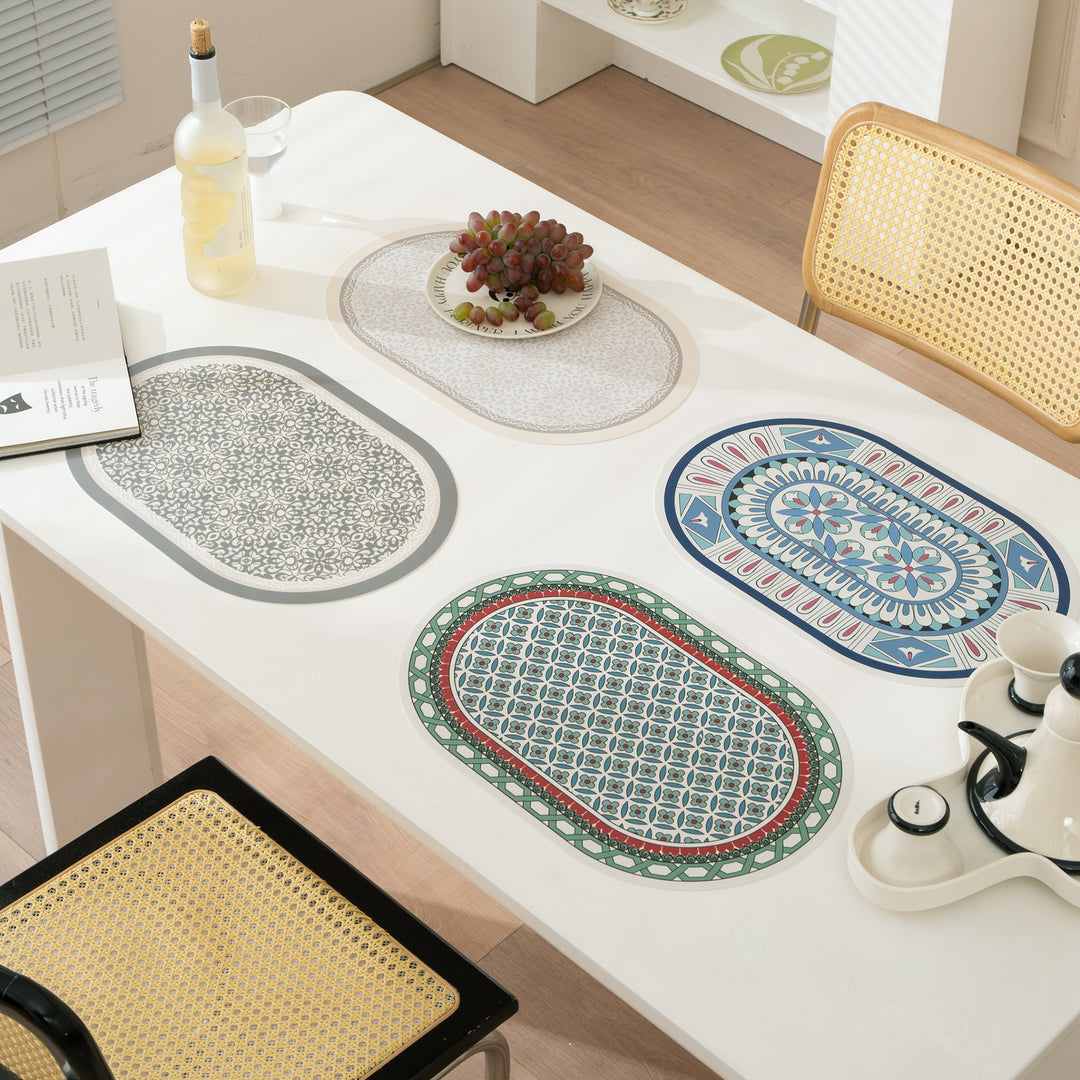 Bathroom Mat Set Stornfield with non-slip soft back underside and fine lace pattern look