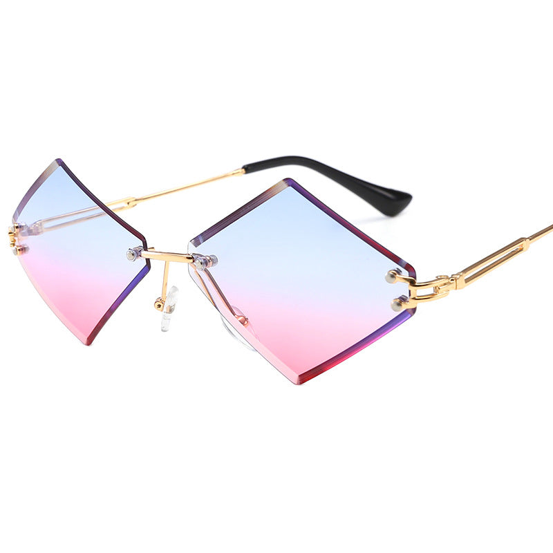 Ladies fashionable geometric sunglasses with mirrored lenses Stornfield