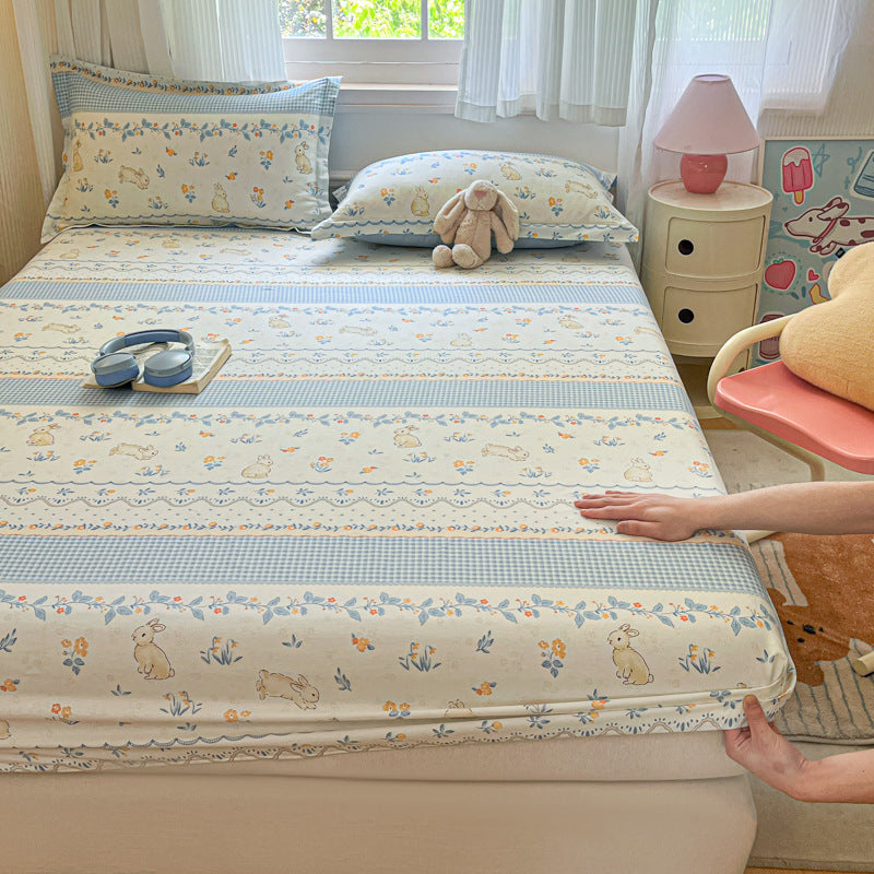 Floral Patterned Fitted Sheet Set