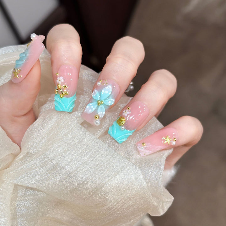 Decorative Press-On Nail Art Set with Floral and Gem Accents