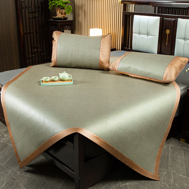 Women luxurious bedspread with elegant design Stornfield
