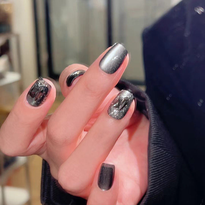 Artificial nails with trendy metallic design Stornfield