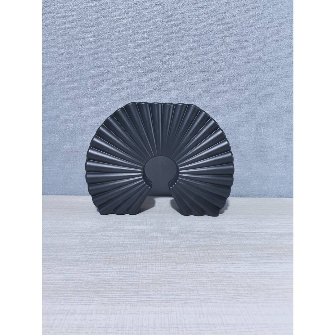 Decorative Fan-Shaped Stornfeild
