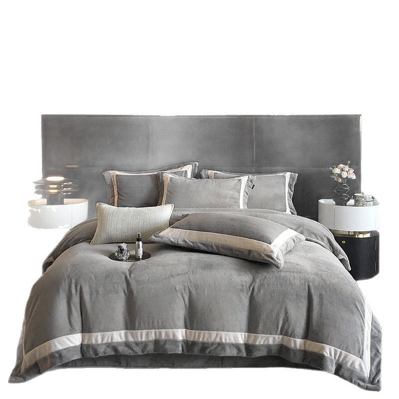 Luxury bedding set made of cotton satin with contrasting trim