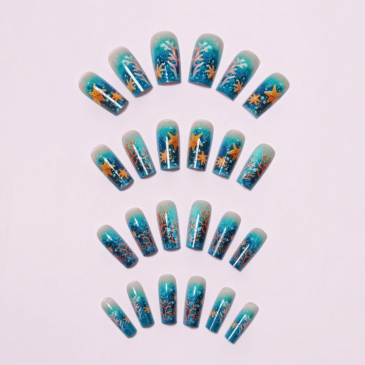 Glittering artificial nails with maritime star motif Stornfield