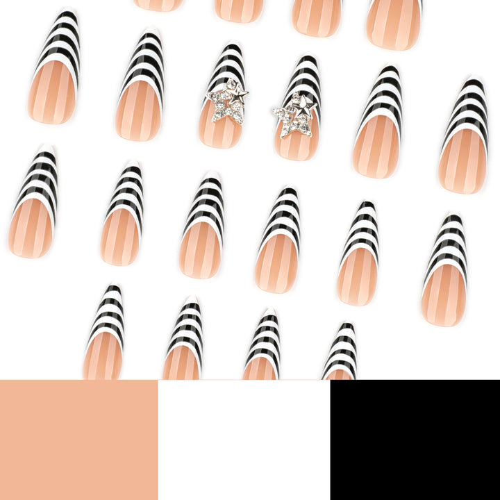 Glamorous Lace Nails Stornfield