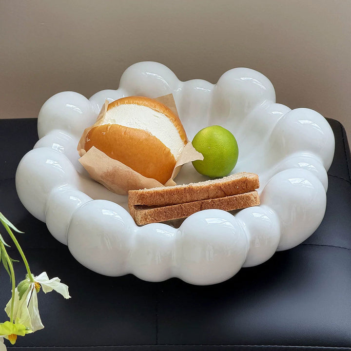 Cloud-shaped ceramic fruit bowl