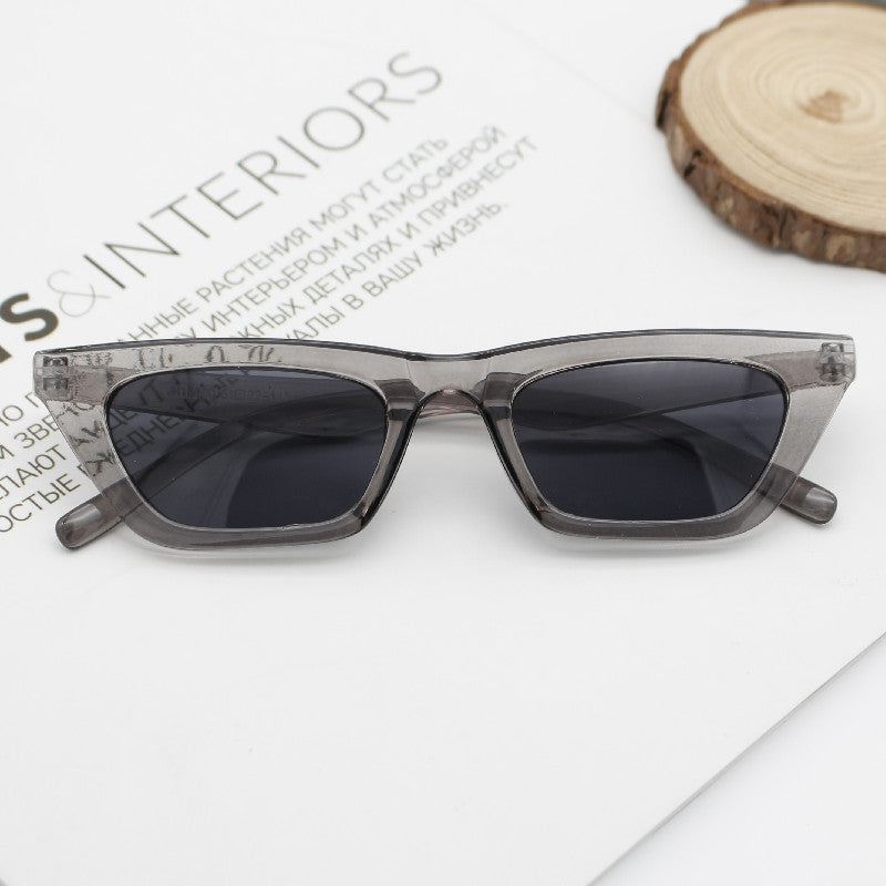 Women’s geometric sunglasses with refined plastic frame Stornfield
