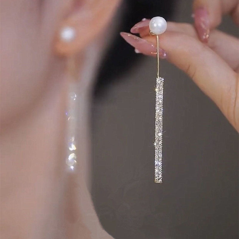 Elegant and Sparkling Stud Earrings Stornfield