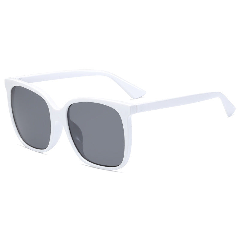 Women's modern and stylish sunglasses with square frame Stornfield