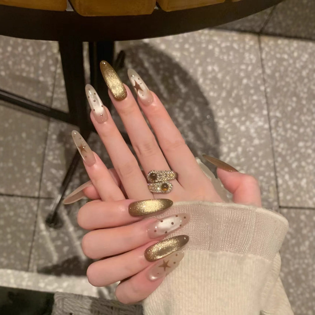 Glamorous Nail Design Set Stornfield