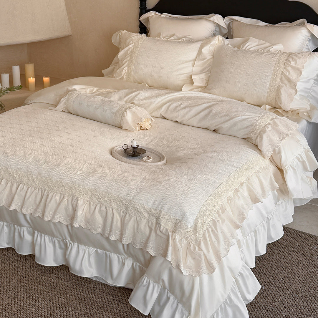 Vintage-Inspired Ruffled Eyelet Cotton Duvet Cover & Pillow Sham Ensemble