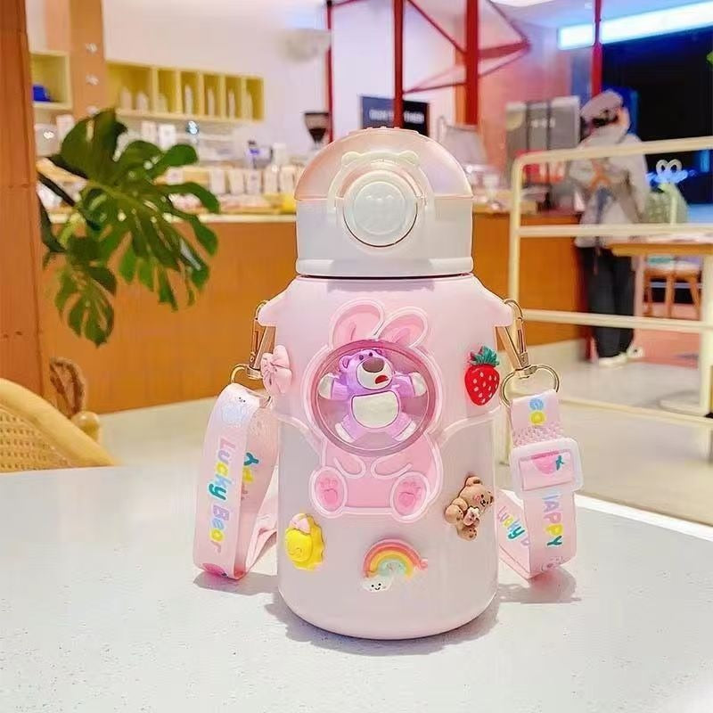 Women's playful and stylish insulated bottle with colorful pendants Stornfield