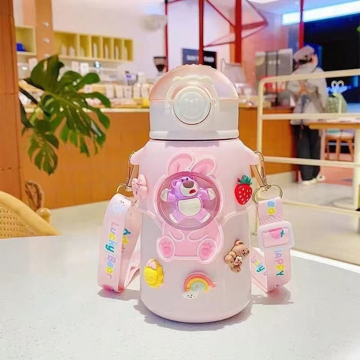 Women's playful and stylish insulated bottle with colorful pendants Stornfield