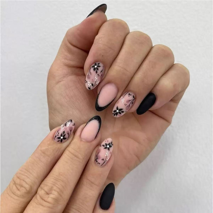 Artificial Nail Set with Elegant Floral Accents and Stylish Shine Stornfield