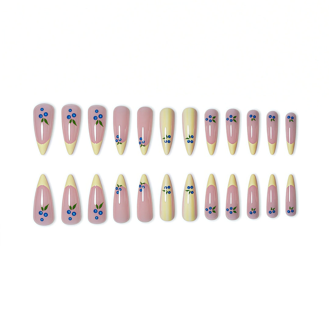 Artistic Floral Design Press-On Nails Stornfield