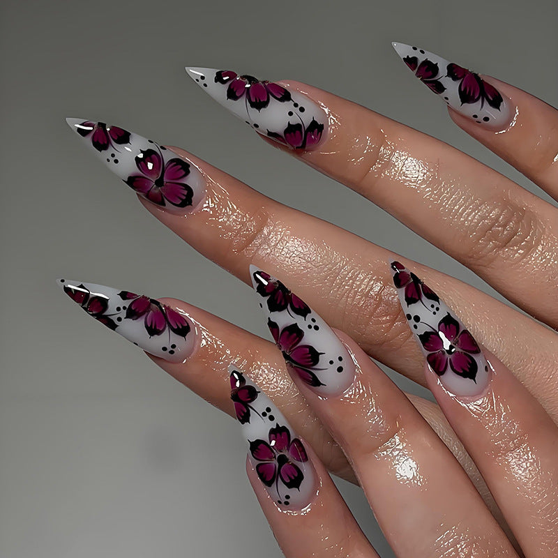 Artificial nail set with creative floral designs Stornfield