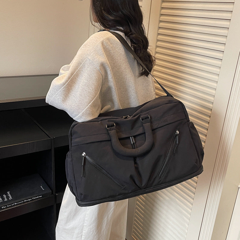 Multi-Functional Premium Travel Tote Stornfield