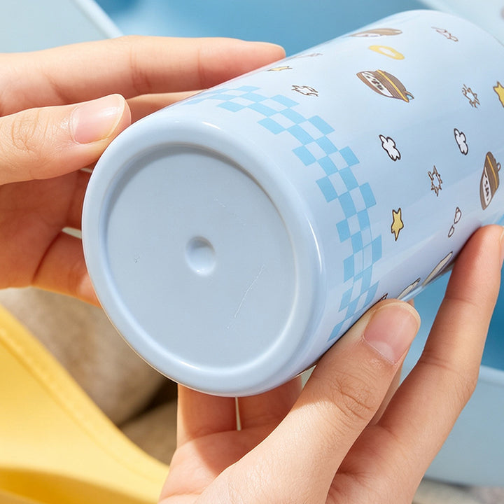 Women's insulated bottle with practical carrying device and playful design Stornfield