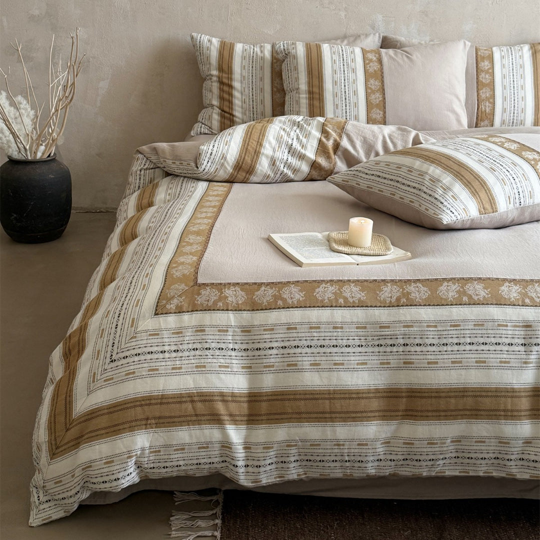 Reversible Cotton-Linen Blend Duvet Cover Set with Decorative Border and Striped Pillow Shams