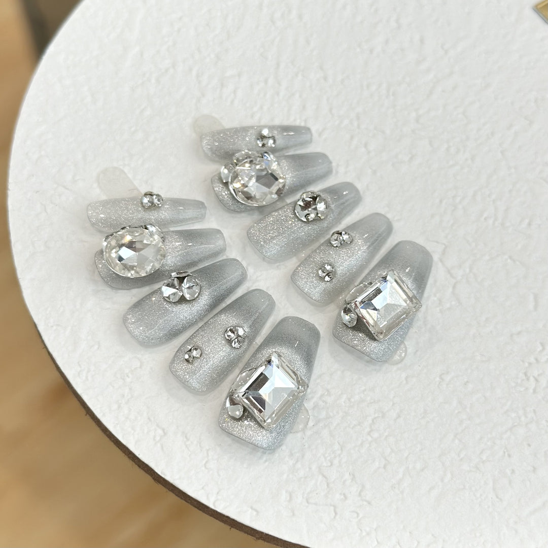 Sparkling Glamorous Press-On Nail Set