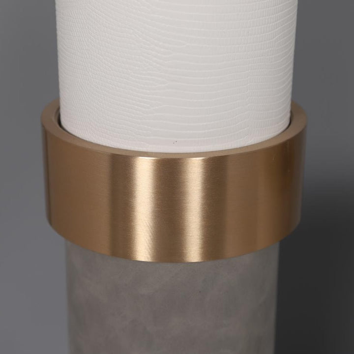 Decorative Candle Holder Set