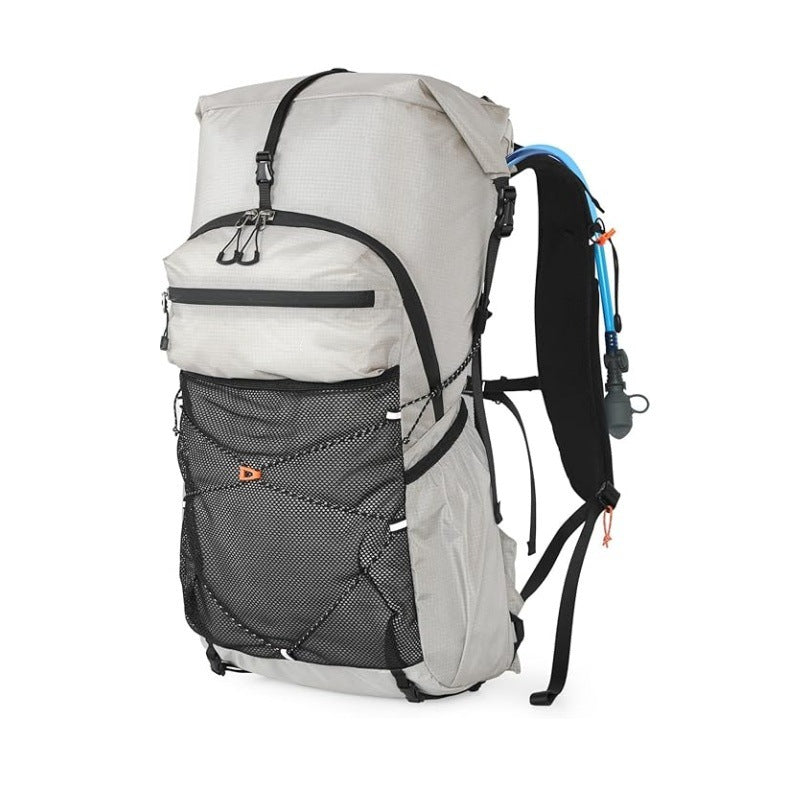 Lightweight and Functional Trekking Backpack Stornfield