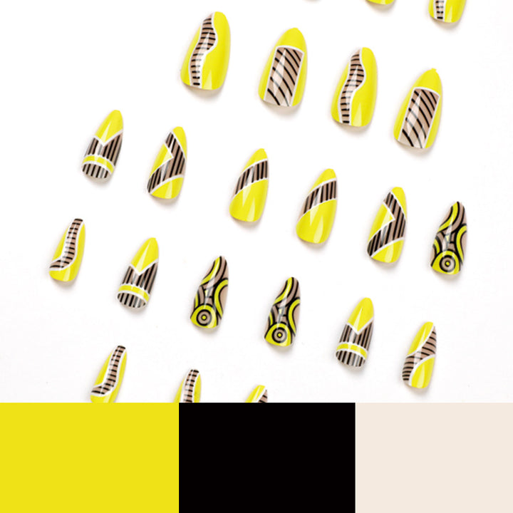 Artistic nails with geometric design Stornfield