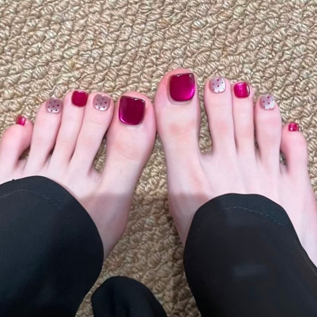 Decorative Nail Art Stornfield