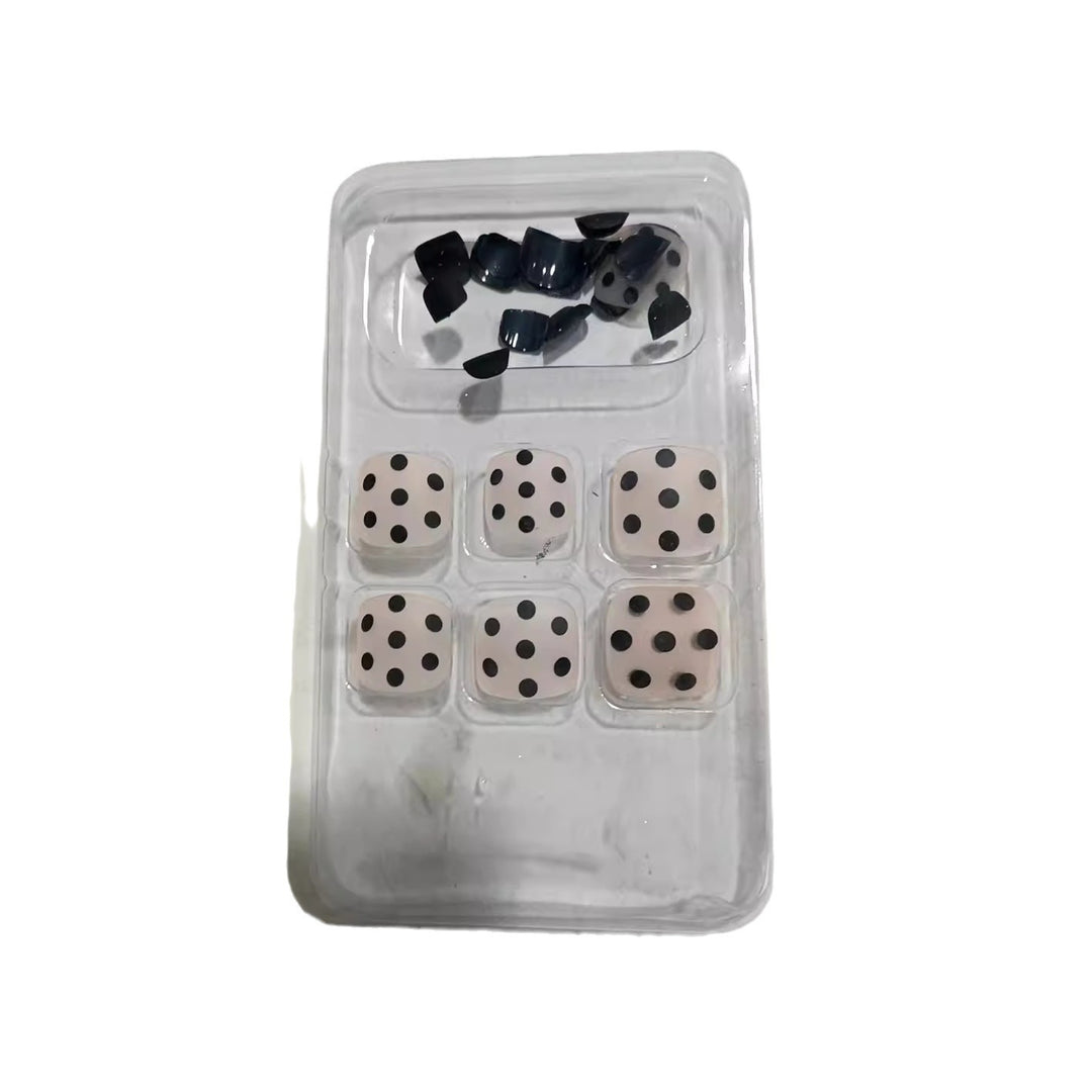 Artistic Polka Dot Press-On Nail Set Stornfield