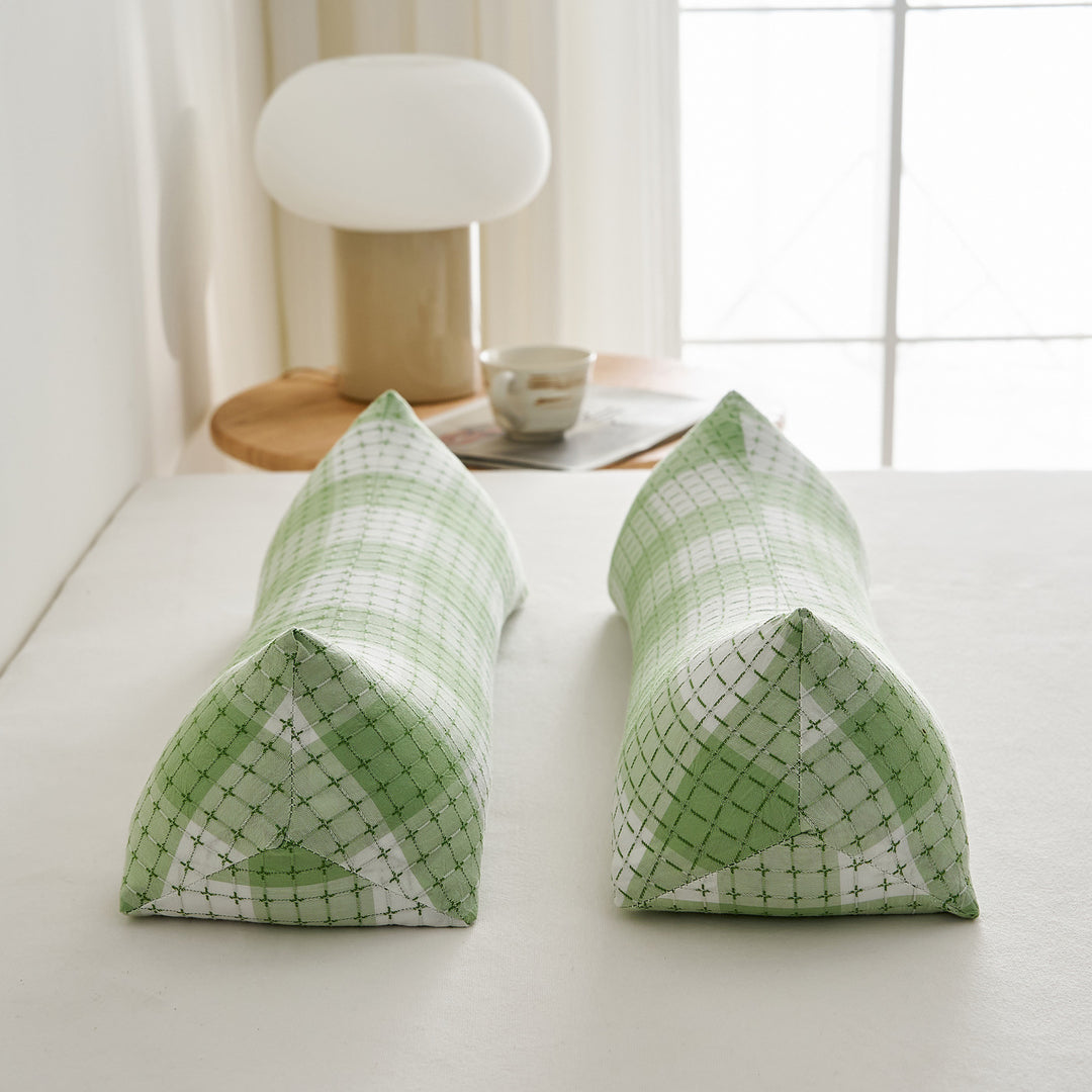 Relaxation neck rolls with supportive shape Stornfield