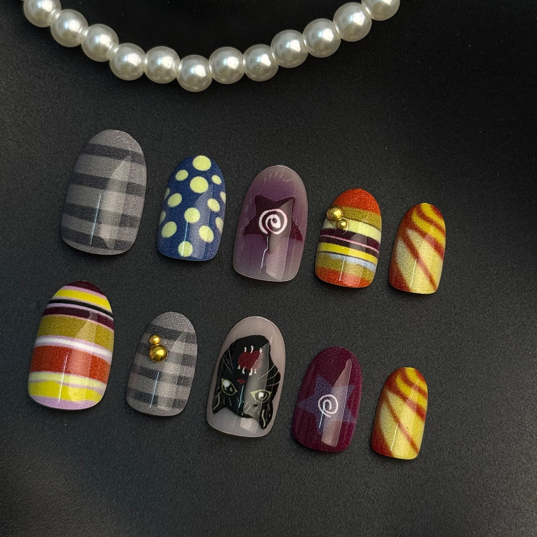 Artificial nails with creative patterns and unique details Stornfield