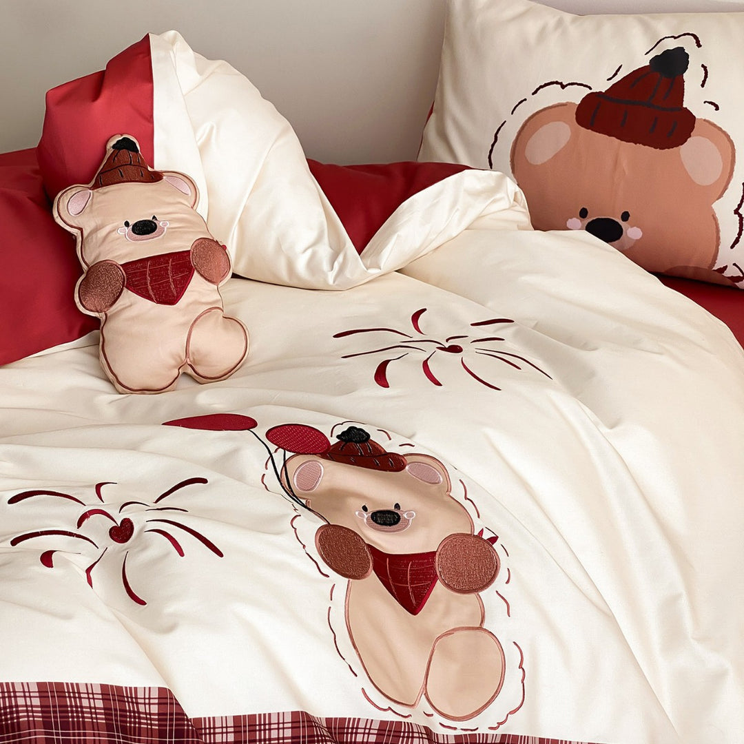Children's bedding set made of cotton satin with a cute bear print, reversible function & quilted pillowcase