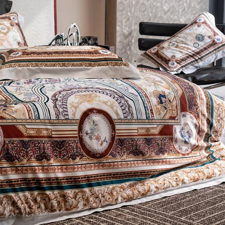 Luxury Baroque Satin-Feel Duvet Cover Set with Ornate Medallion Print