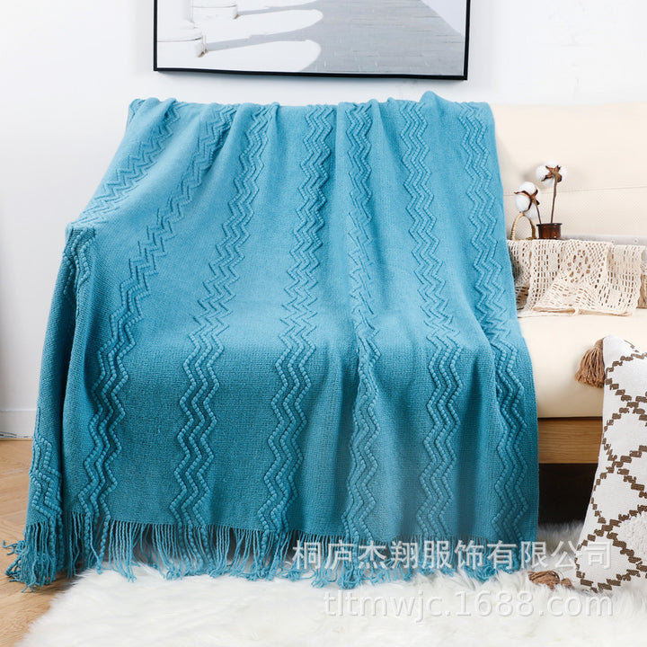 Women Comfortable Knitted Blanket with Modern Zigzag Pattern Stornfield