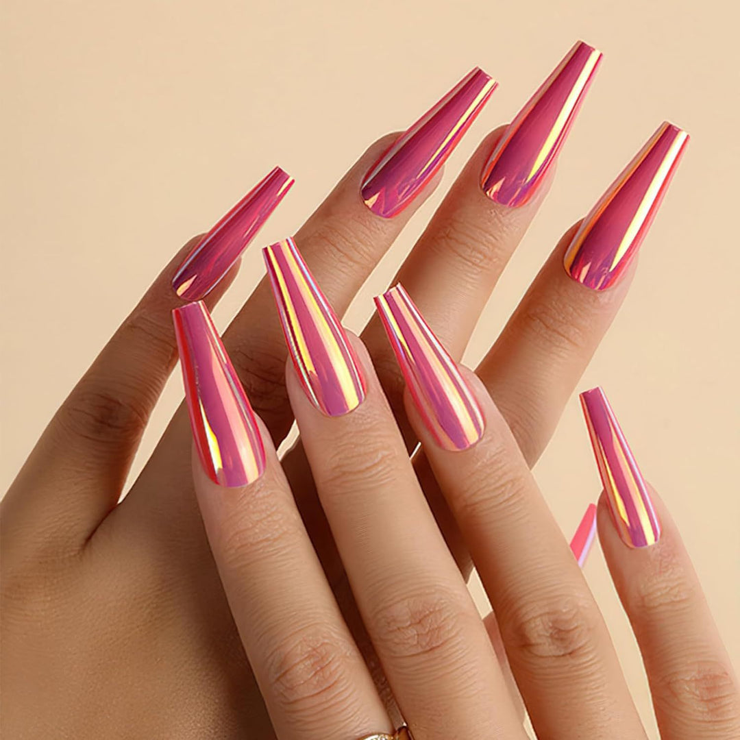 Artificial nails with holographic shine Stornfield