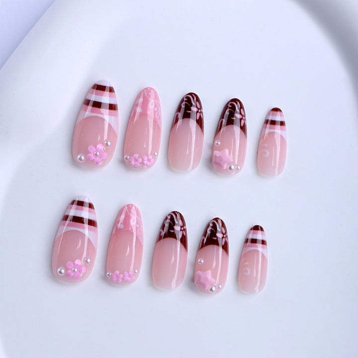 Artificial Fingernails In Elegant Floral Design Stornfield