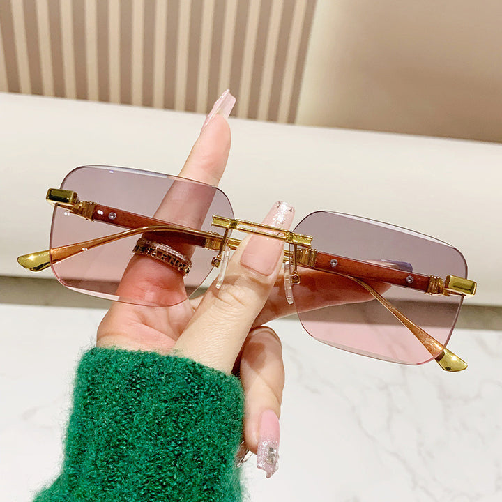 Women's fashionable rectangular sunglasses with elegant metal accent Stornfield
