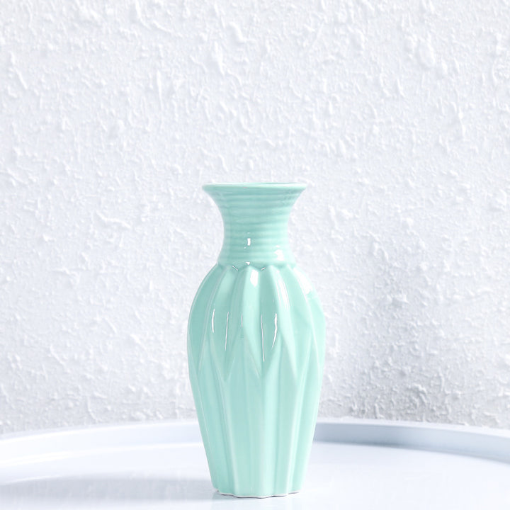 Modern Ribbed Ceramic Flower Vase Stornfeild