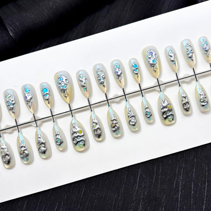 Artistic Press-On Nail Set with Unique Design