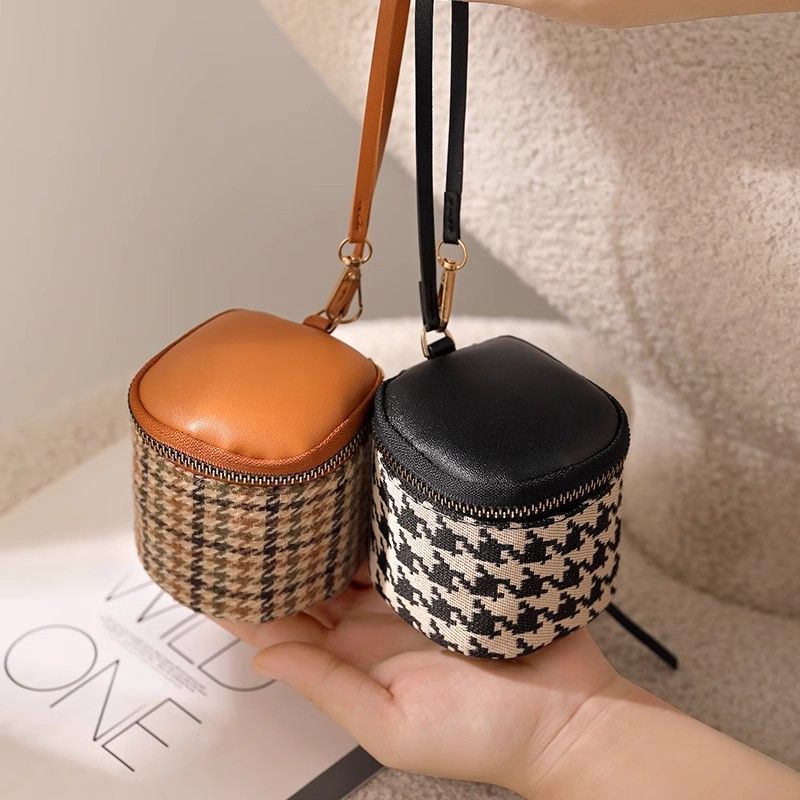 Textured Leather Mini Cosmetic Bag Stornfield