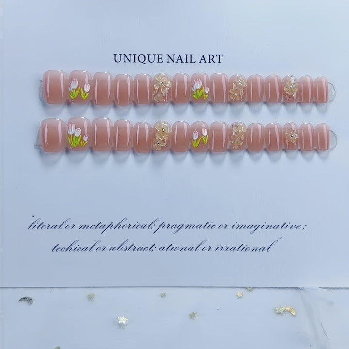 Floral Art Press-On Nail Set Stornfield