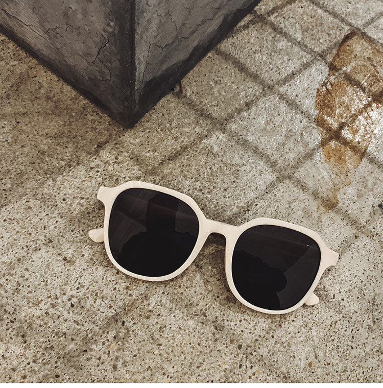 Fashionable sunglasses with square frame Stornfield