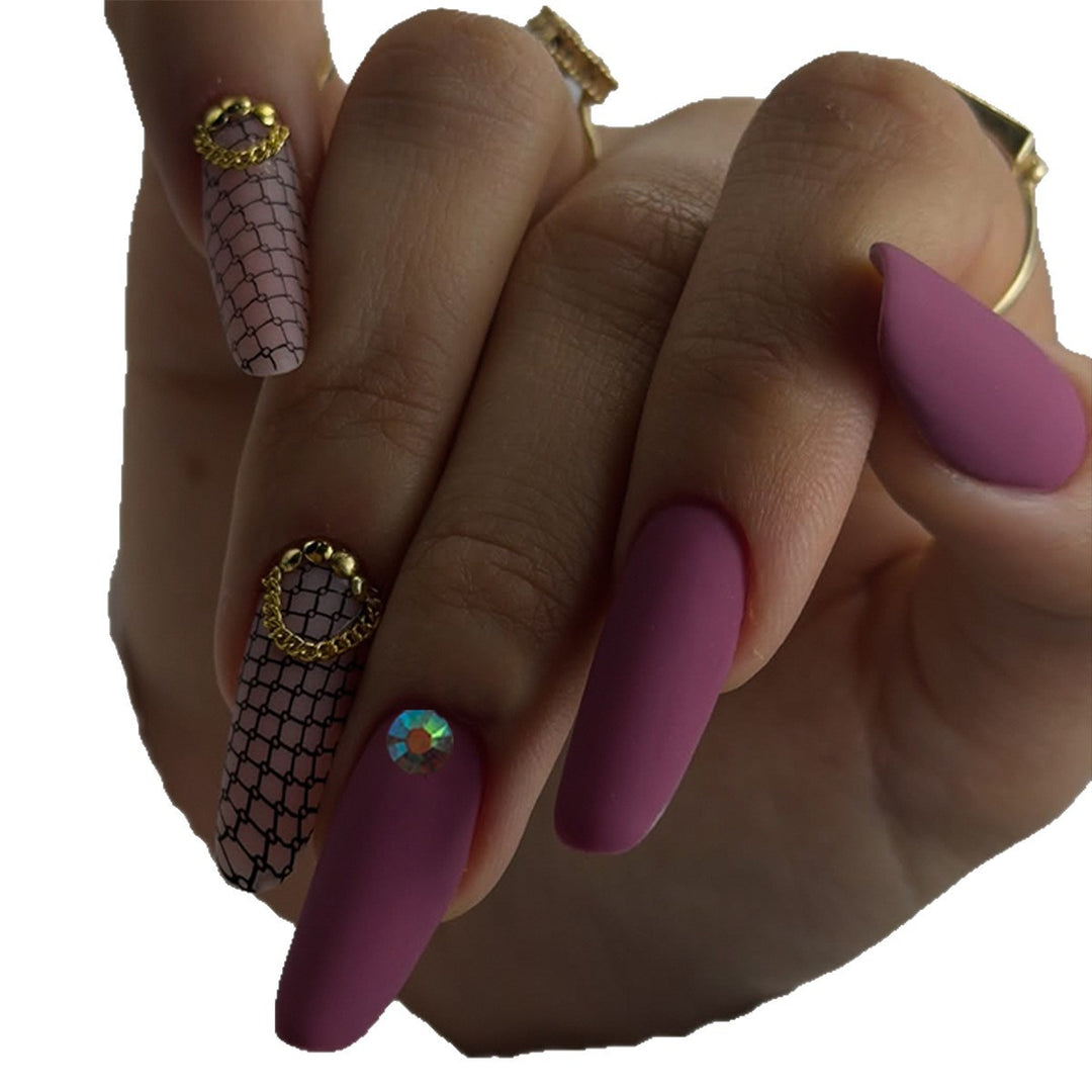 Artificial nails with unique network design and glamorous accents Stornfield