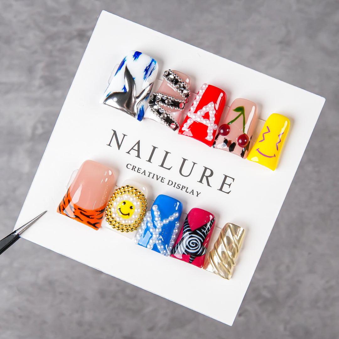 Artistic Press-On Nail Art Set