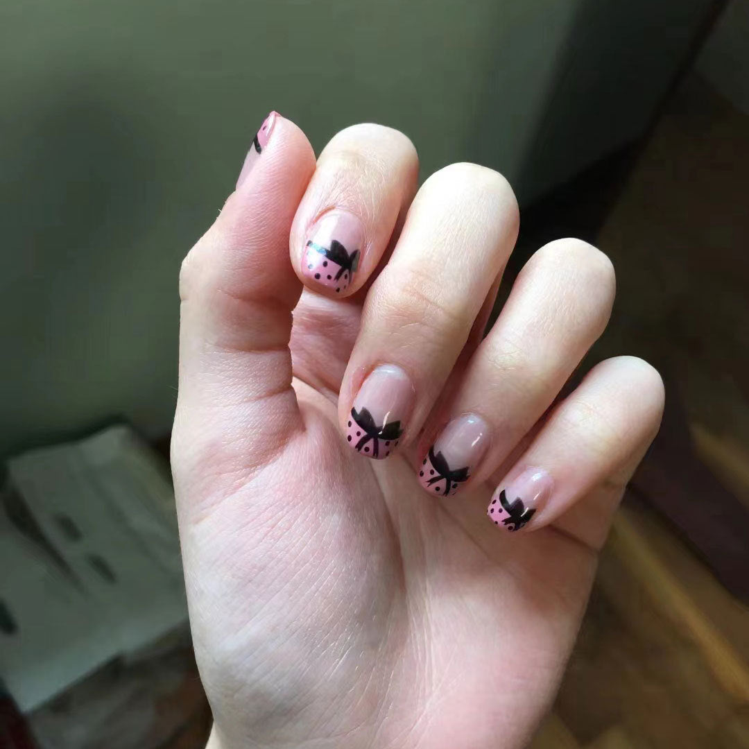 Artistic Bow Accented Nail Art Kit