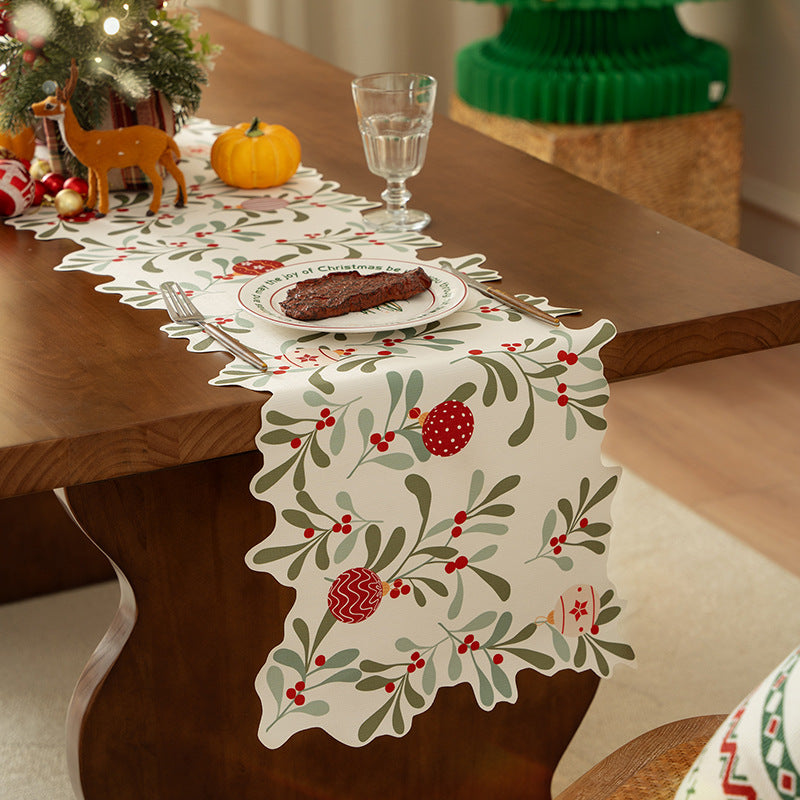 Festive wavy table runner Stornfield