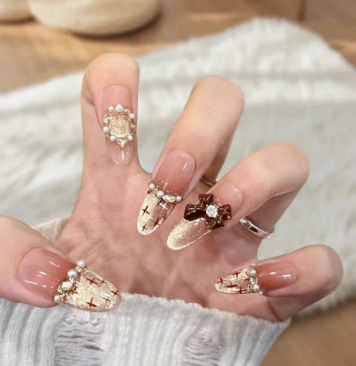 Artificial nails with glamorous decor Stornfield