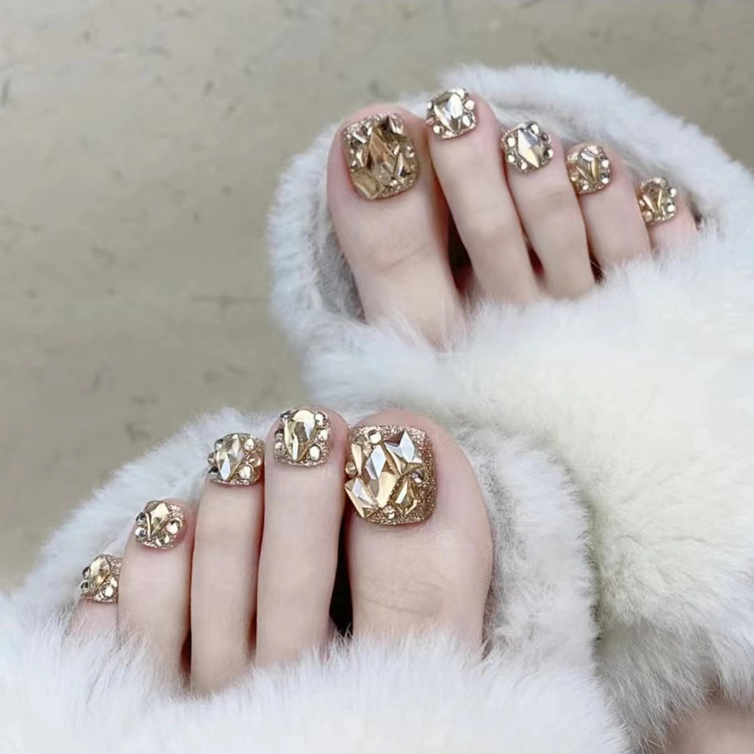 Decorative Crystal-Embellished Press-On Nails Stornfield